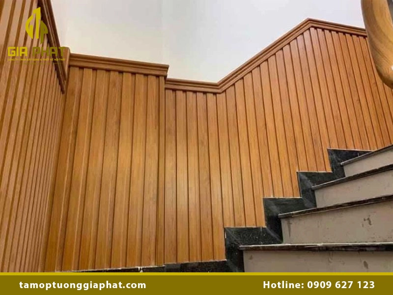 Lamri nhựa ốp tường sang trọng với thiết kế hiện đại
