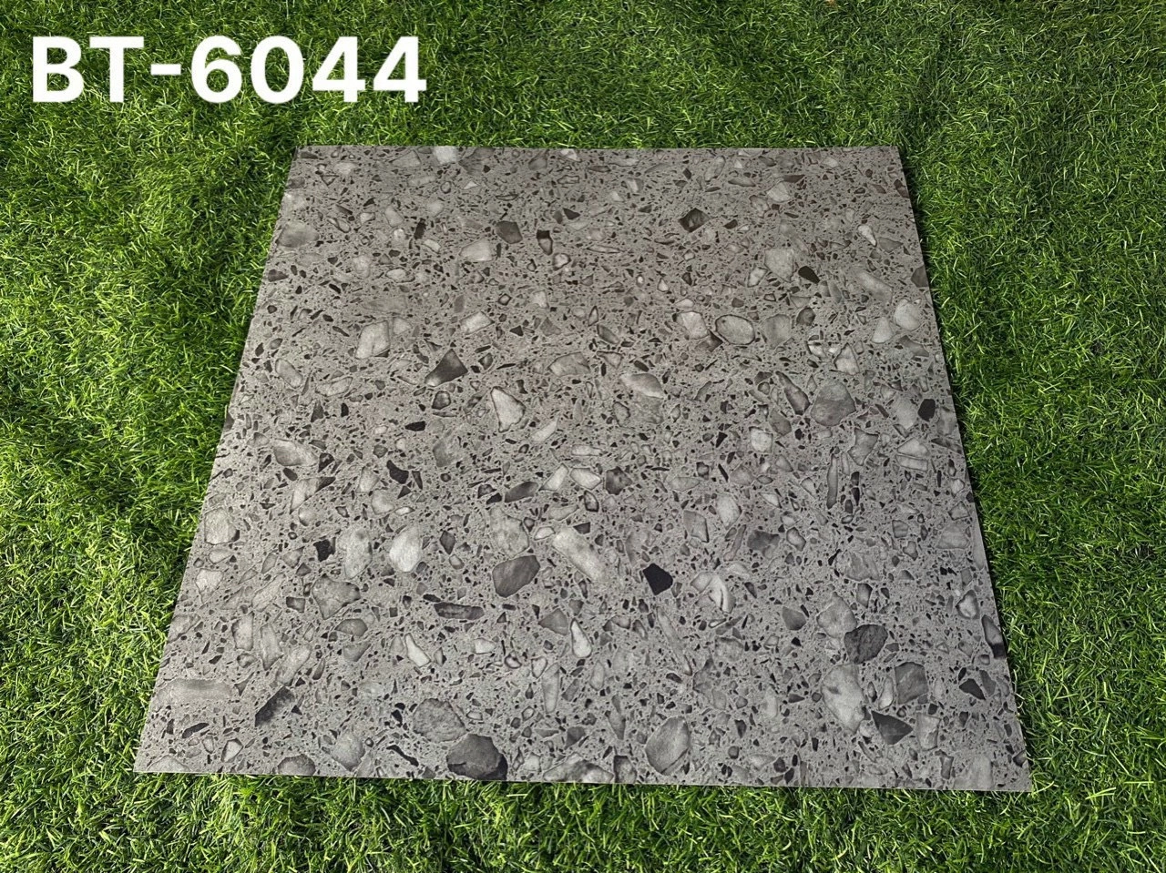 SÀN NHỰA KEO DÁN VÂN ĐÁ MÃ BT6044