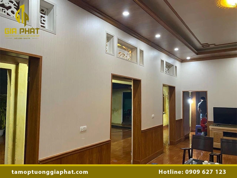 Cải tạo nhà cũ bằng tấm ốp nano đẹp & hiện đại