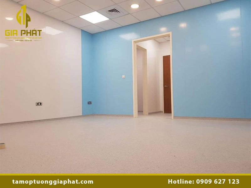 Giá tấm ốp tường đa năng bao nhiêu?