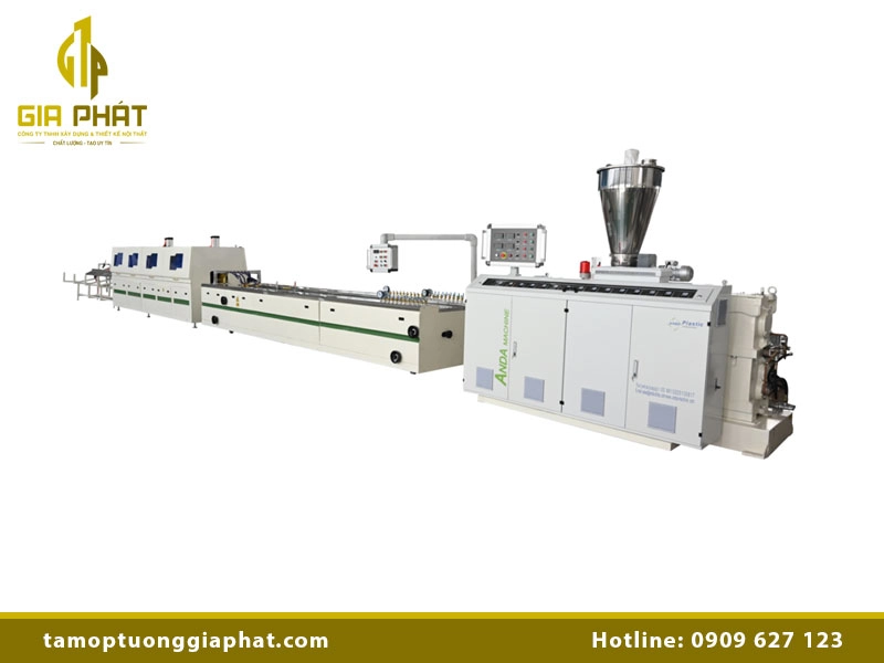 Máy sản xuất tấm ốp tường gỗ nhựa chất lượng cao