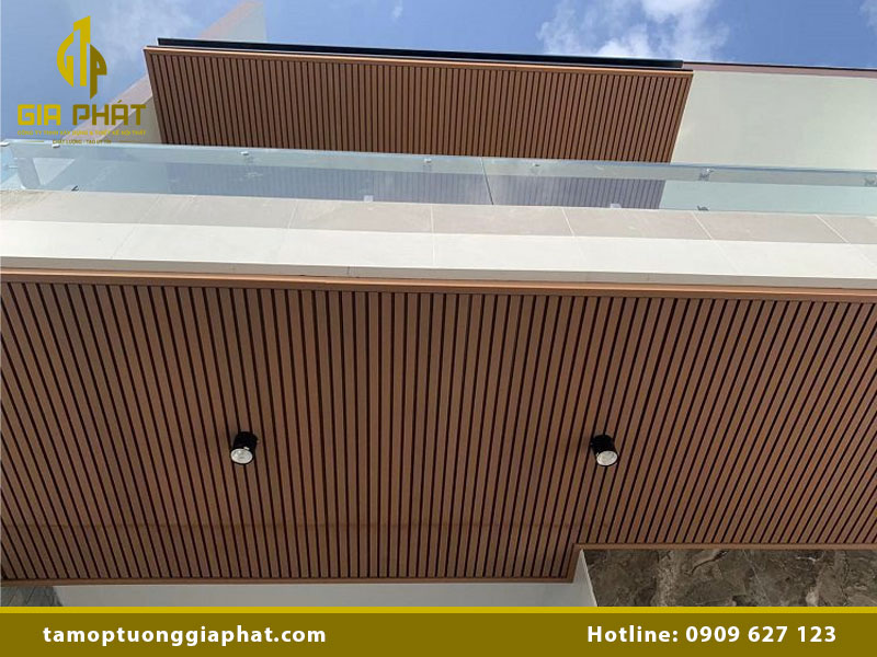 Tấm ốp trần ban công thẩm mỹ & bền bỉ