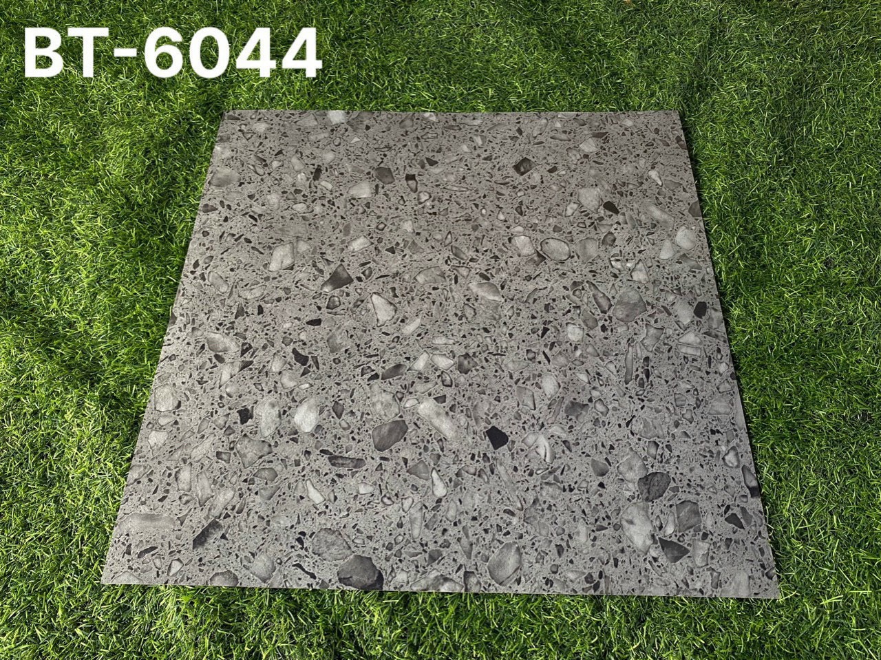 SÀN NHỰA KEO DÁN VÂN ĐÁ MÃ BT6044