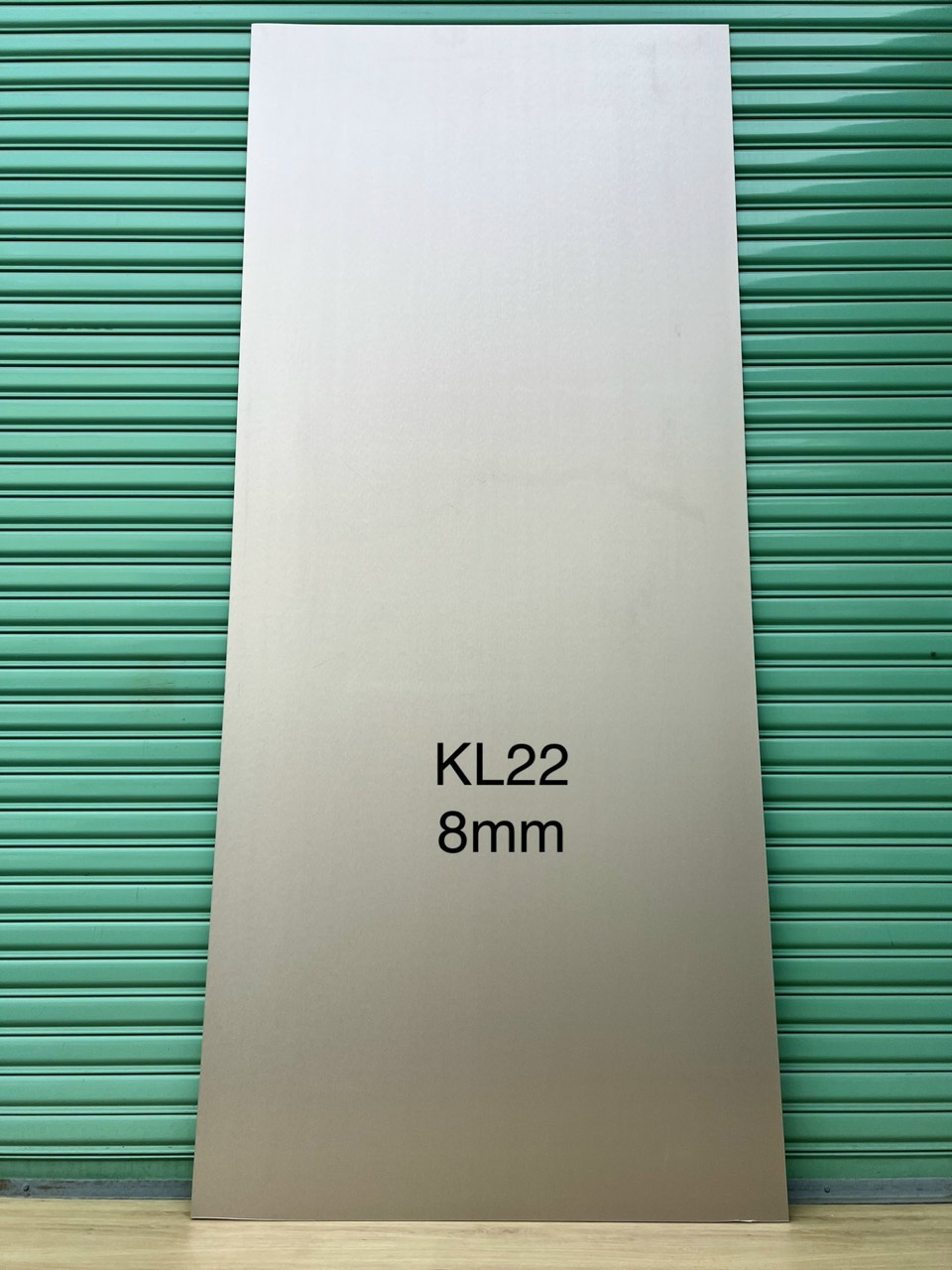 TẤM ỐP TƯỜNG THAN TRE MÀU KIM LOẠI KL22